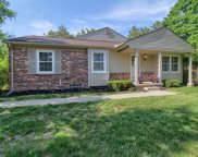 24300 BASHIAN, Novi image