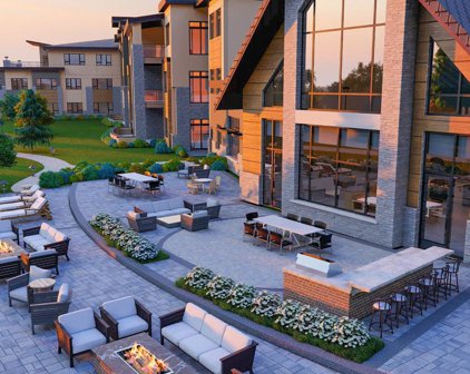 1 Hill Farm Road Unit #212, North Oaks
