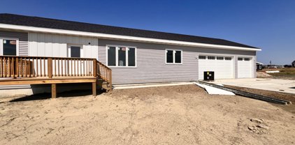 12489 Flickertail Street, Watford City