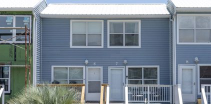 1430 Tina Dr Unit #7, Navarre Beach