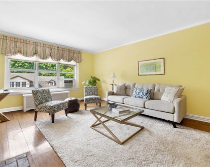 250 Bronxville Road Unit #2A, Bronxville