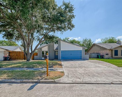 4930 Meadowood Circle, Baytown