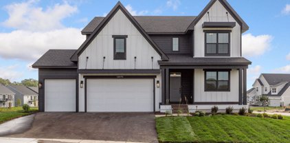 10181 Peony Lane N, Maple Grove