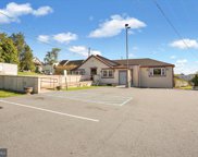 4212 Saint Lawrence Ave, Reading image