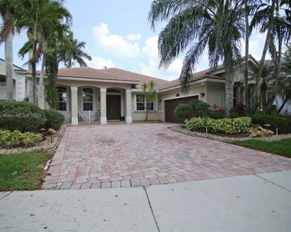 1661 Bunting Ln, Weston