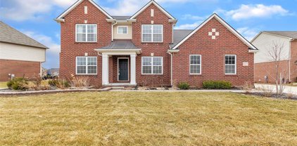61171 SADDLECREEK, Lyon Twp