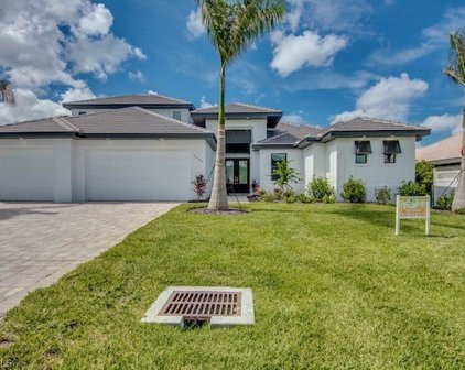 1732 SE 40th Terrace, Cape Coral