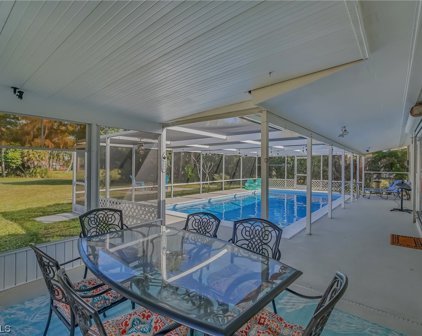 2285 Chandler  Avenue, Fort Myers