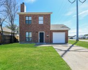 5537 Donnelly  Avenue, Fort Worth image