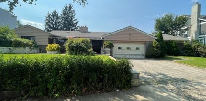 400 Gramatan Avenue, Mount Vernon