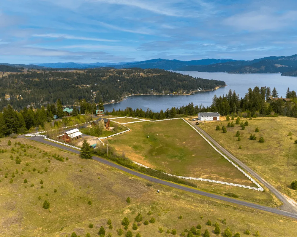 Search North Idaho acreage properties