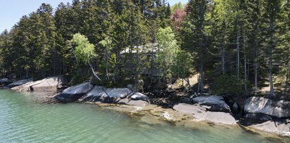 135 Eaton Point Road, Deer Isle