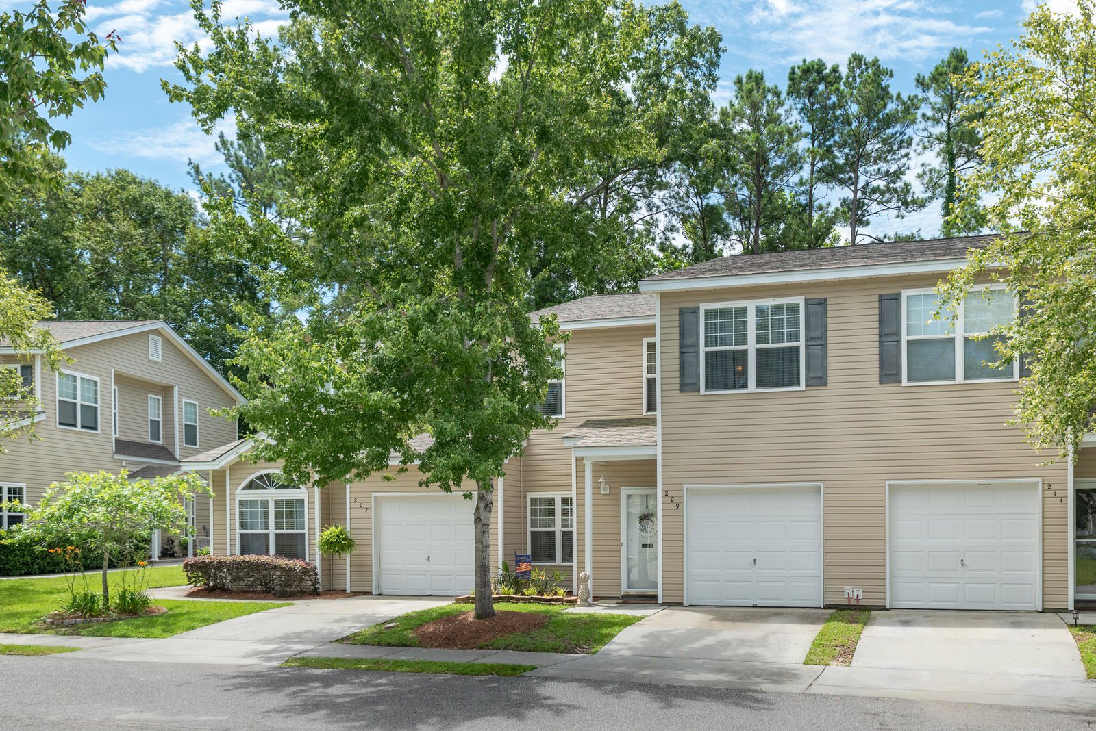 MLS 20017182 Grand Oaks Preserve 209 Grand Oaks Drive, LadsonSC Real