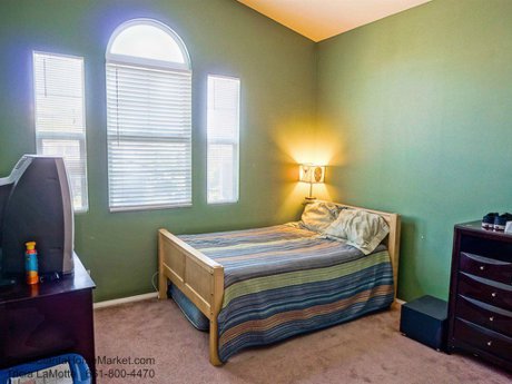 14233-wrangell-ln-santa-clarita-ca-91387