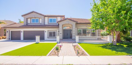 1695 E Mead Drive, Chandler