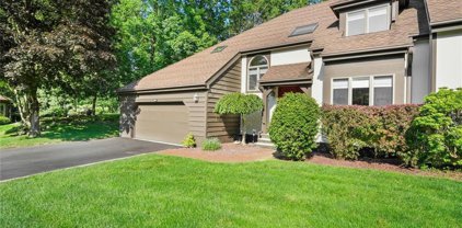 4 Cotswold Drive, North Salem
