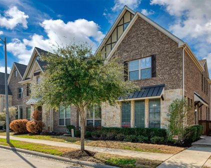 10537 Chaucer Hill  Lane, Irving