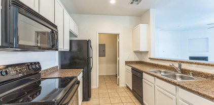 955 E Knox Road Unit 236, Chandler