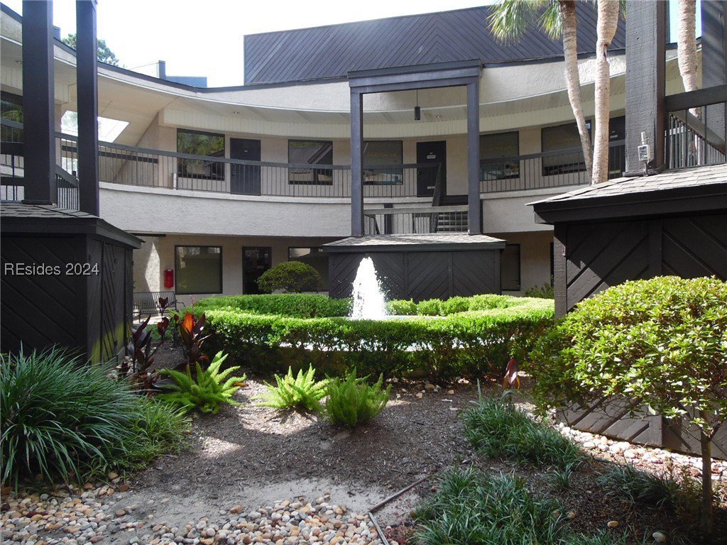 For Sale 55 New Orleans Rd Unit 206, Hilton Head Island Bedroom