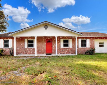 945 Old Welcome Road, Lithia