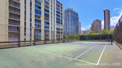 Yacht Harbor Towers Tennis Court