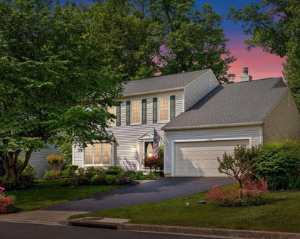13176 Oak Farm Dr, Woodbridge