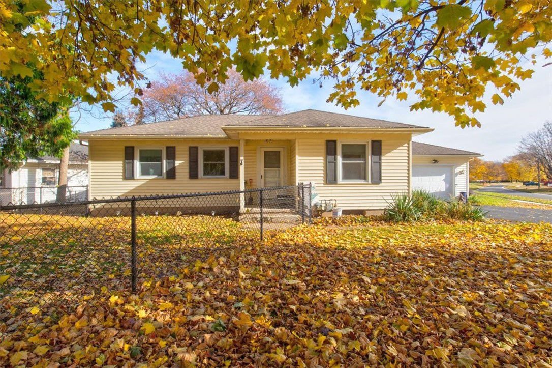 10 Ironwood Drive, Greece, 14616