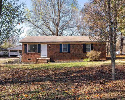 115 Glen Drive, Greer