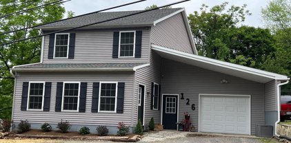 126 N Galen Hall Rd, Wernersville