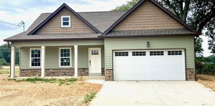 1383 Taylor Town Rd, White Bluff