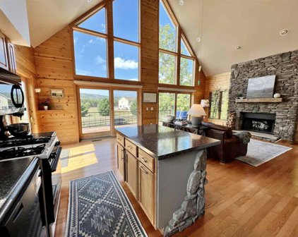 290 Highlands Pike, Harbor Springs