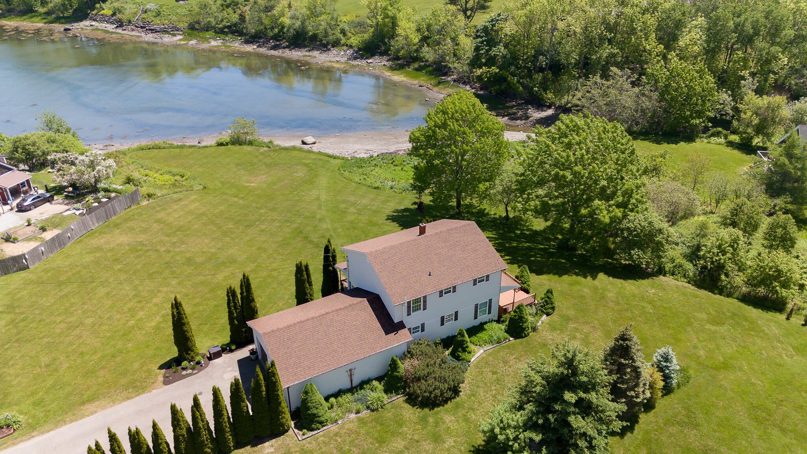 7 Clamshell Lane, Owls Head, 04854