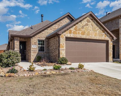 2146 Hobby  Drive, Forney