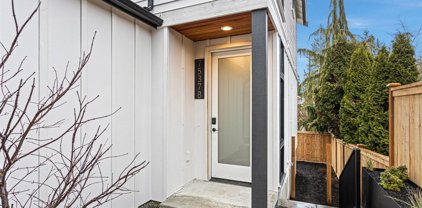 7537 126th Avenue NE Unit #B, Kirkland
