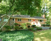 8949 Glenbrook Rd, Fairfax image