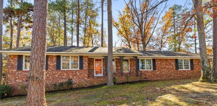 2125 Forest Hills Drive, Fayetteville