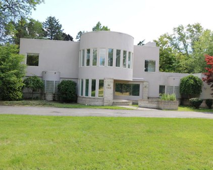 1535 W Long Lake, Bloomfield Hills