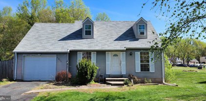 5644 Roundtree Dr, Woodbridge